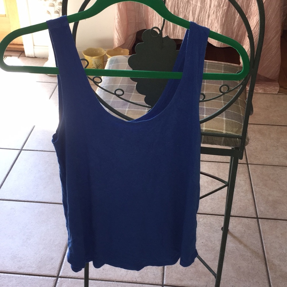Scoop Neck Tank